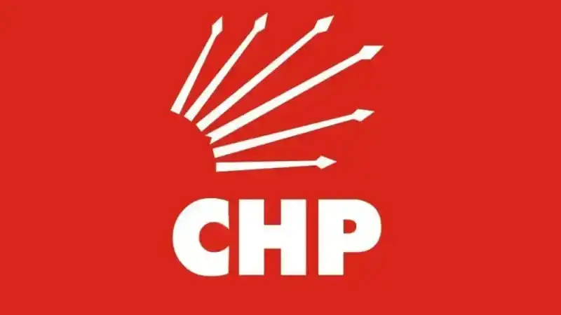 <p>CHP, 25 ilçeli Ankara’da aday belirleme çalışmalarına devam ediyor. CHP Parti Meclisi, yerel seçimlere ilişkin yaptığı iki toplantıda toplam 353 adayını belirledi. Ankara’da Büyükşehirde Mansur Yavaş, CHP yönetimindeki Yenimahalle’de Fethi Yaşar ve Elmadağ’da Adem Barış Aşkın’ı yeniden aday gösterdi.</p>