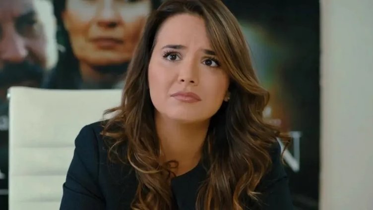 Yeliz Şar Kimdir