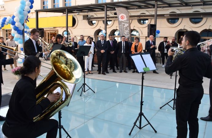 Hacettepe Hayat Sokağı