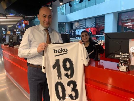 Hüseyin Yücel Yeni Başkan Beşiktaş