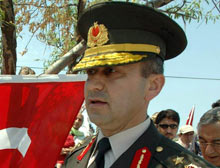 Naim Babüroğlu Eşi