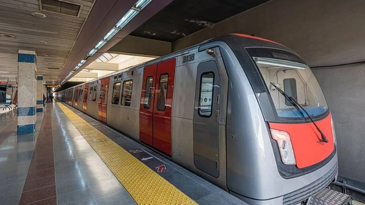 Ankara Metrosunda Yangin Ankara Metro Seferleri Durdu Mu Metrolar Calisiyor Mu 17339328747363 2