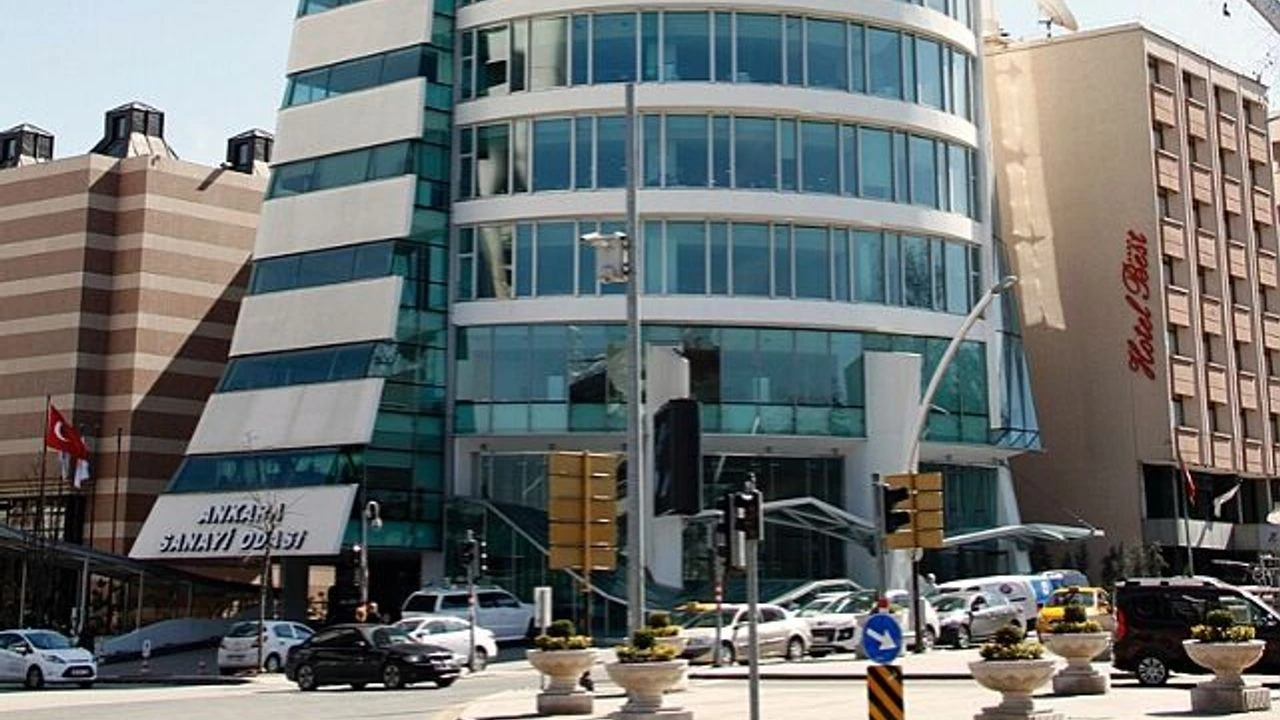 Ankara Sanayi Odasi 60 Yasinda 965