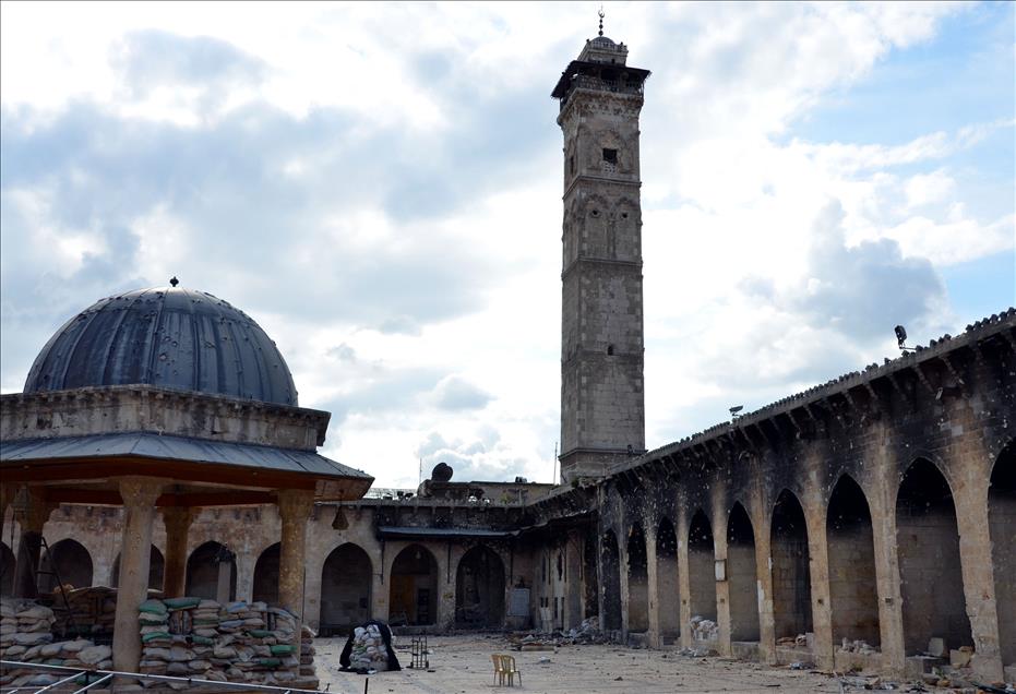 Emevi Camii Neden Önemli Emevi Camii’ni Kim Yaptı Emevi Caminde Kimin Mezarı Var (6)