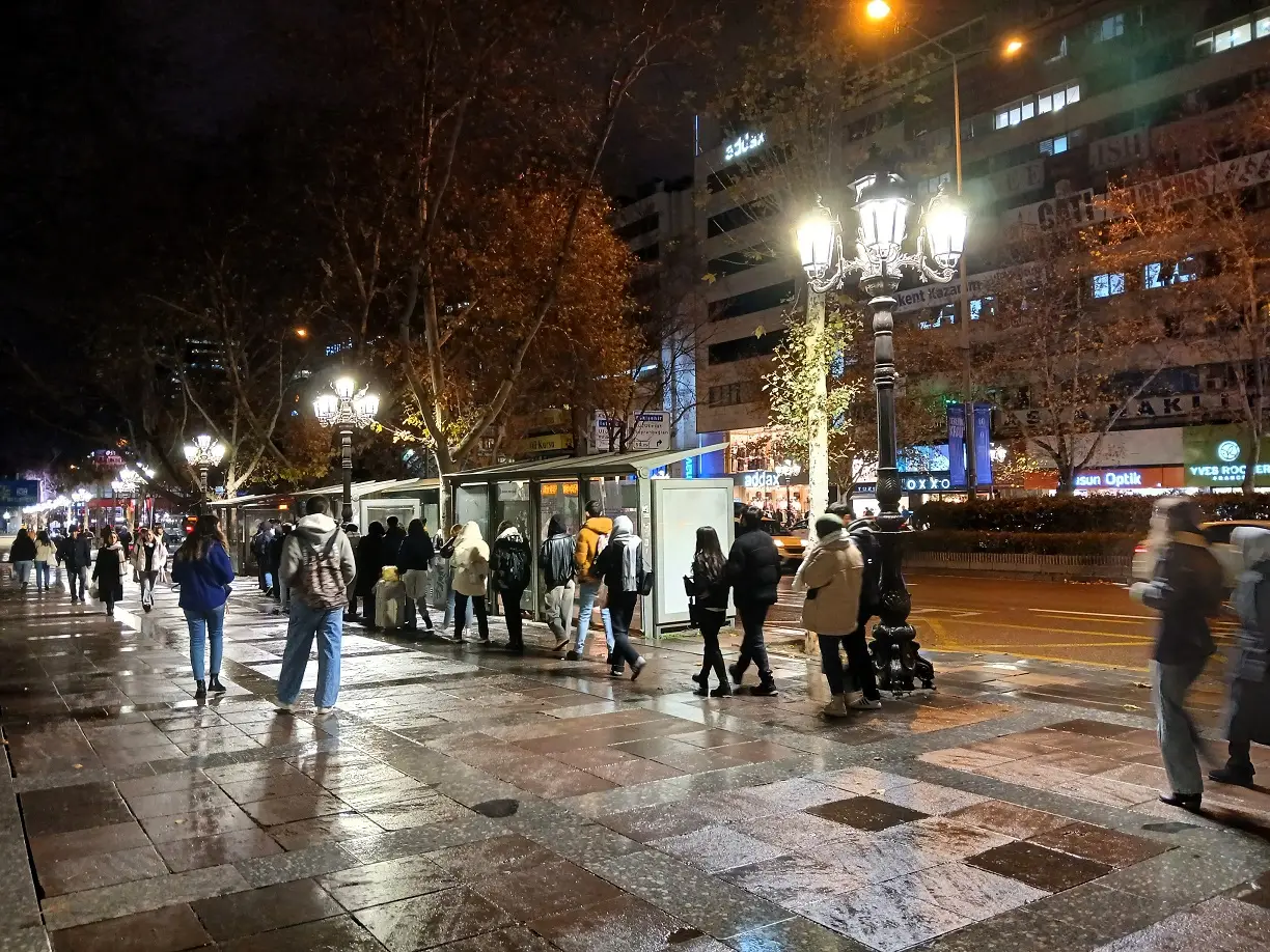 Kızılay Meydanı Güvenpark Yılbaşı Yeni Yıl (1)