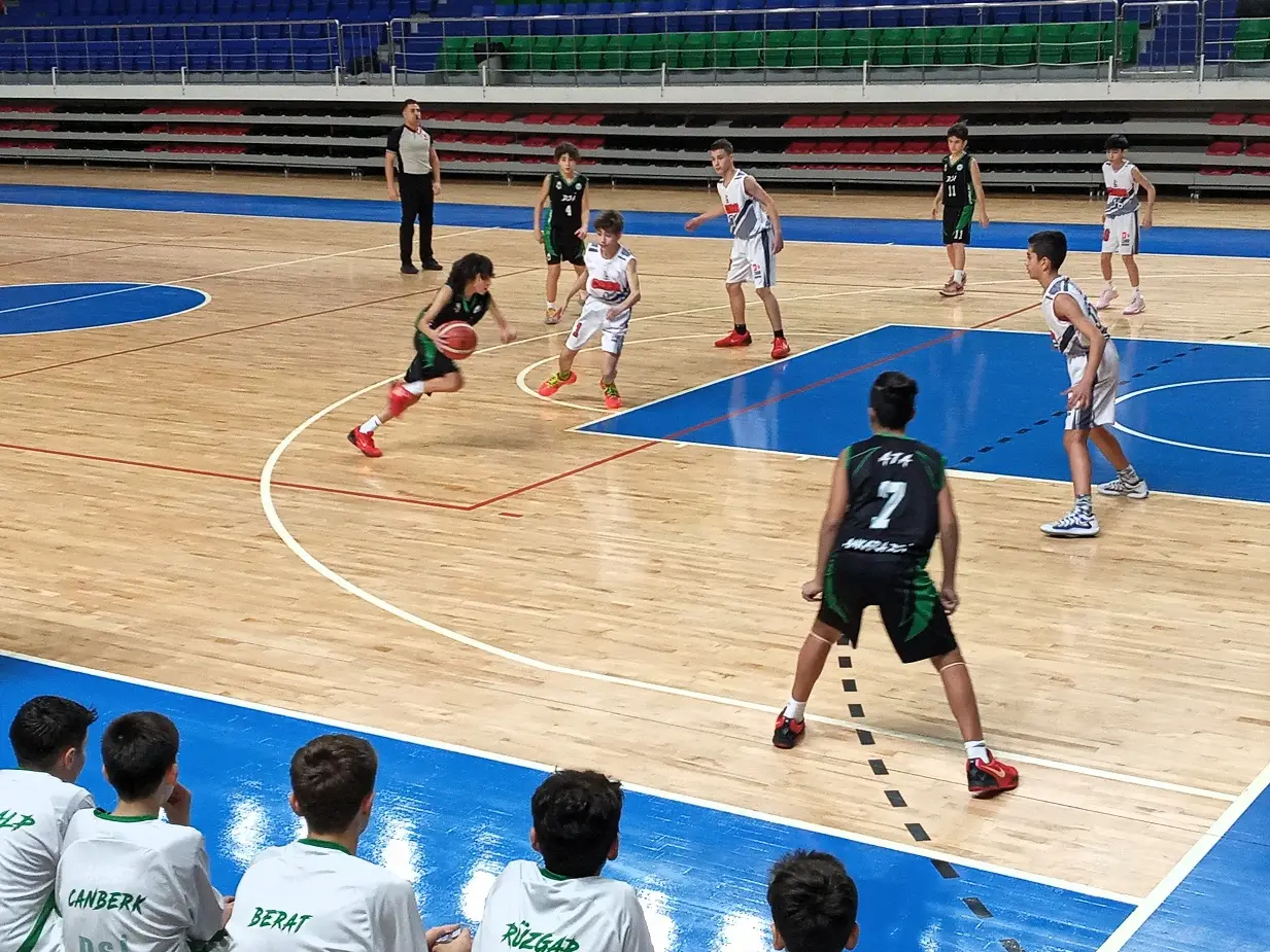 Taha Akgül Spor Salonu Tbl Basketbol Çaba Akademi Ankara Dsi Spor (2)