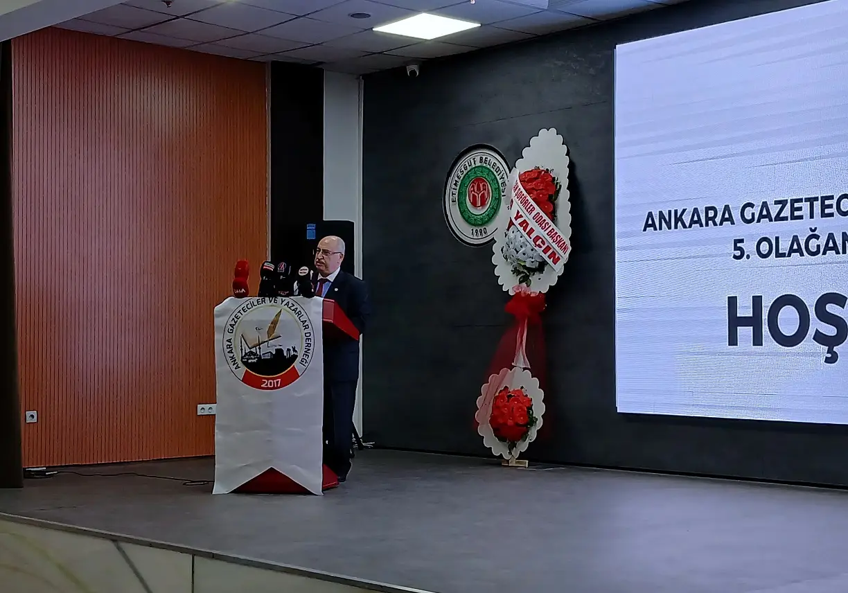 Ankara Gazeteciler Ve Yazarlar Derneği Genel Kurul Etimesgut Kamuder Cevdet Baştuğ