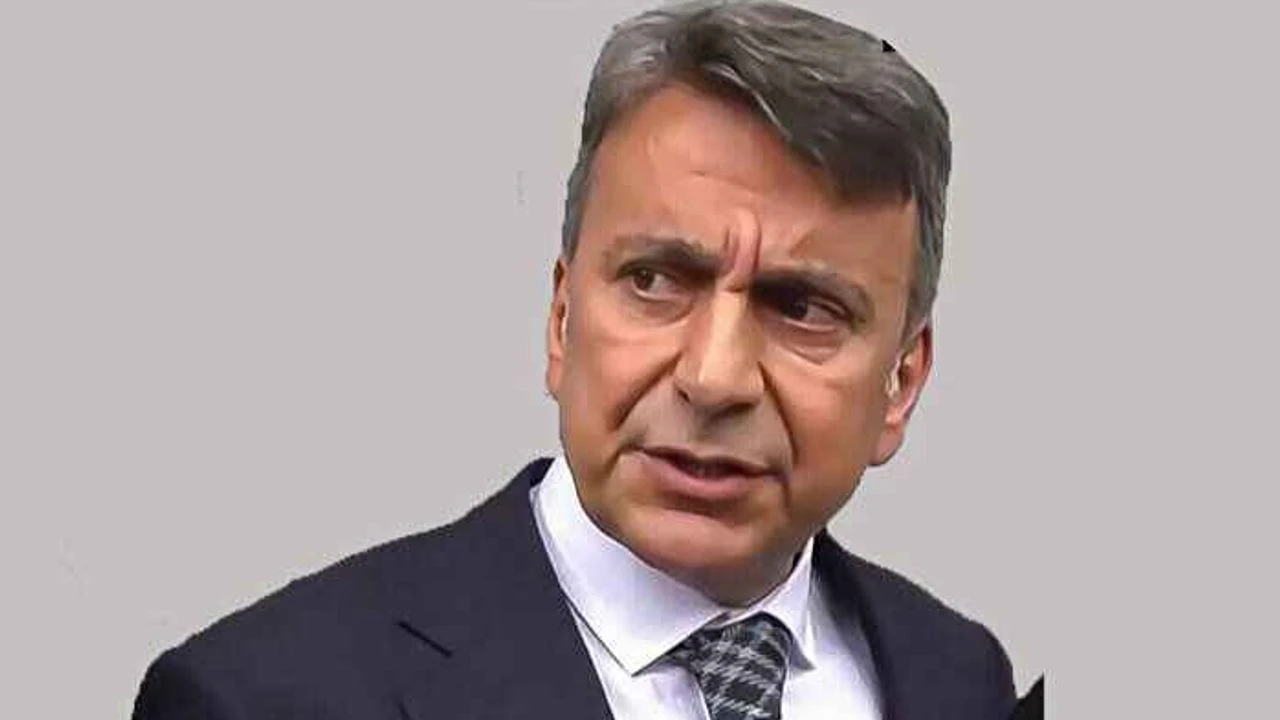 Azmi Karamahmutoğlu