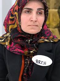 Esra Erol Arzu Kimdir