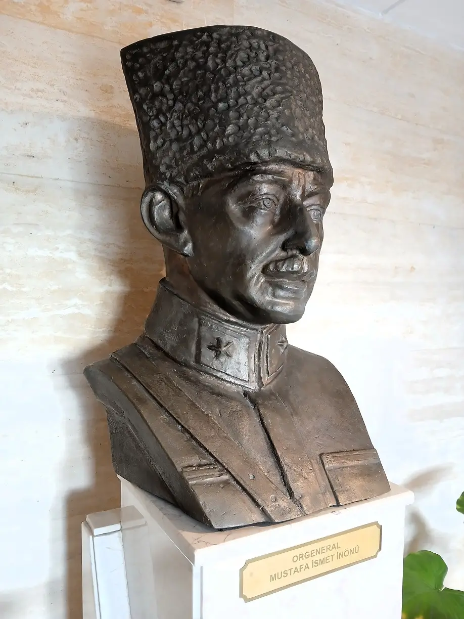 Ismet Inönü Anıtkabir Sergi Salonu (4)