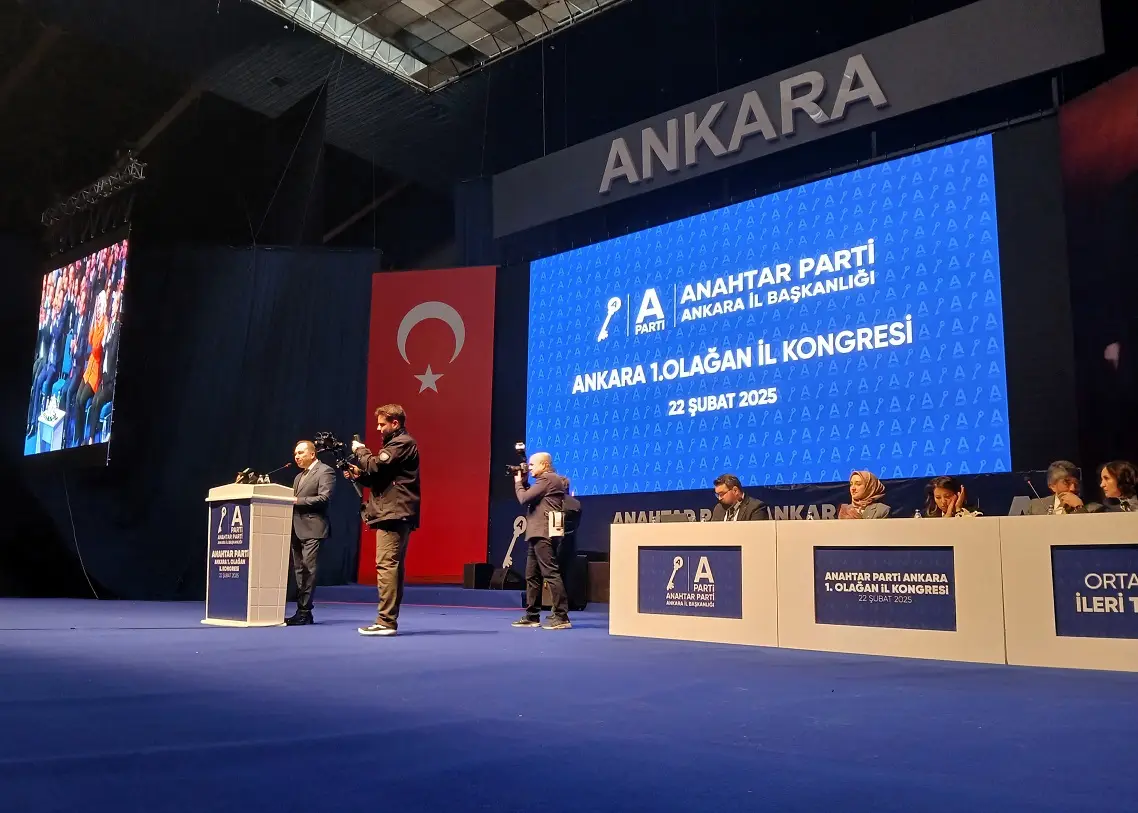 Anahtar Parti Ankara İl Kurucu Başkanı Mazhar Gökhan Özdemir Kongre (1)