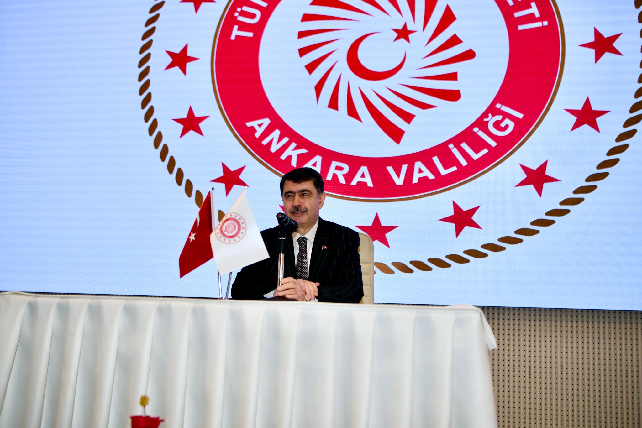 Vasip Şahin-2