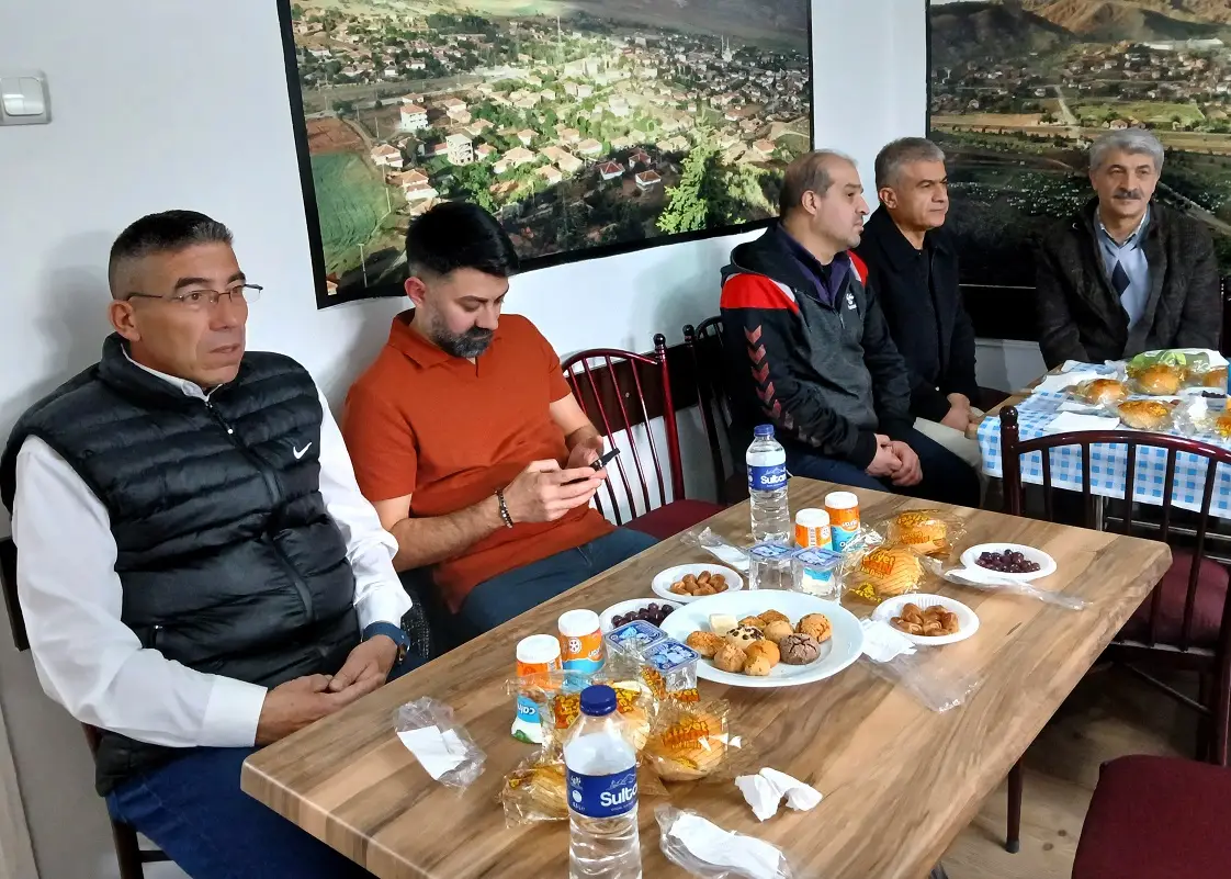 Kırıkkale Delice Hamisbeyli Çatallı Köyü Dernek Iftarı (3)