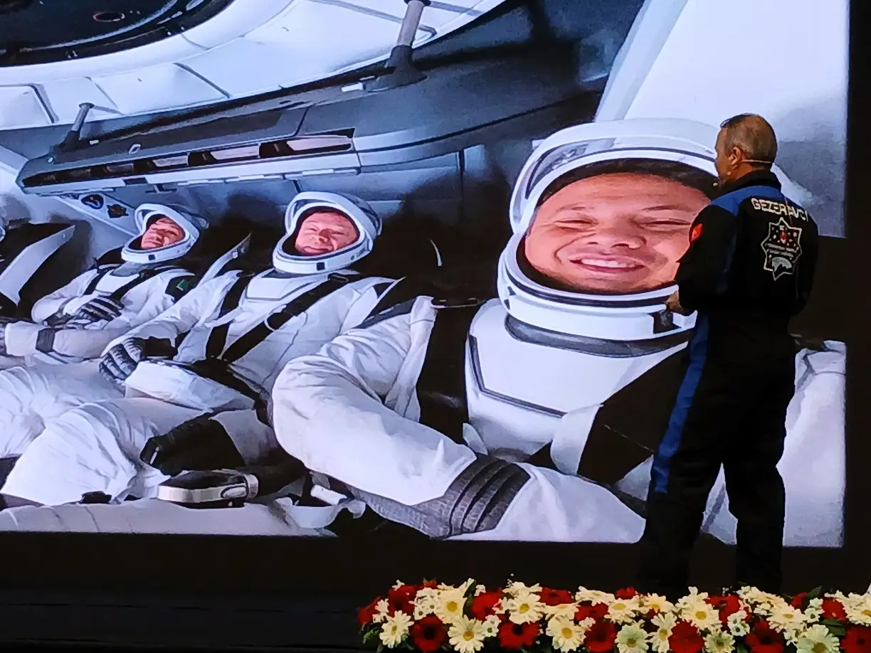 Türk Astronot Alper Gezeravcı Devlet Teşvikleri Uzay Congresium (4)