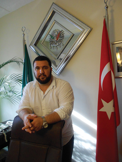Abdülhamid Kayıhan Osmanoğlu1