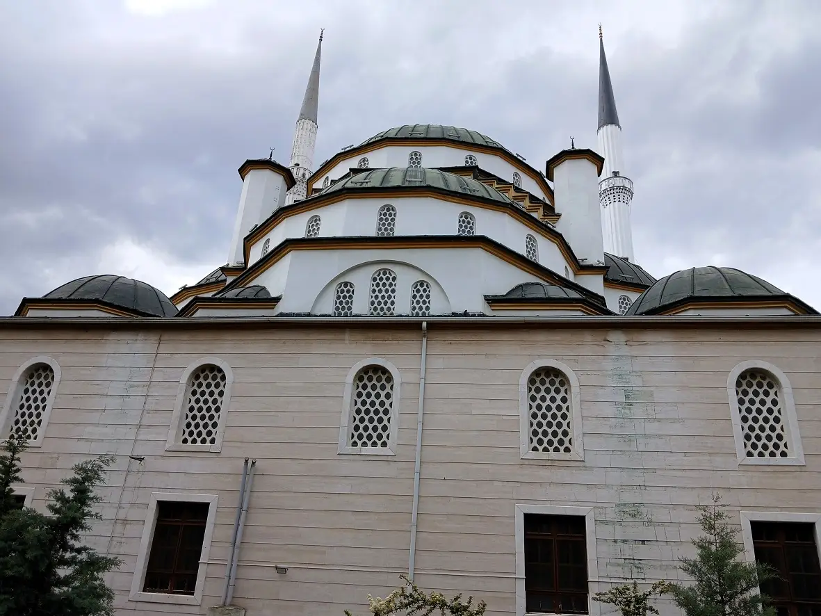 Abidinpaşa Merkez Camii Minare Bakım Onarımı (2)