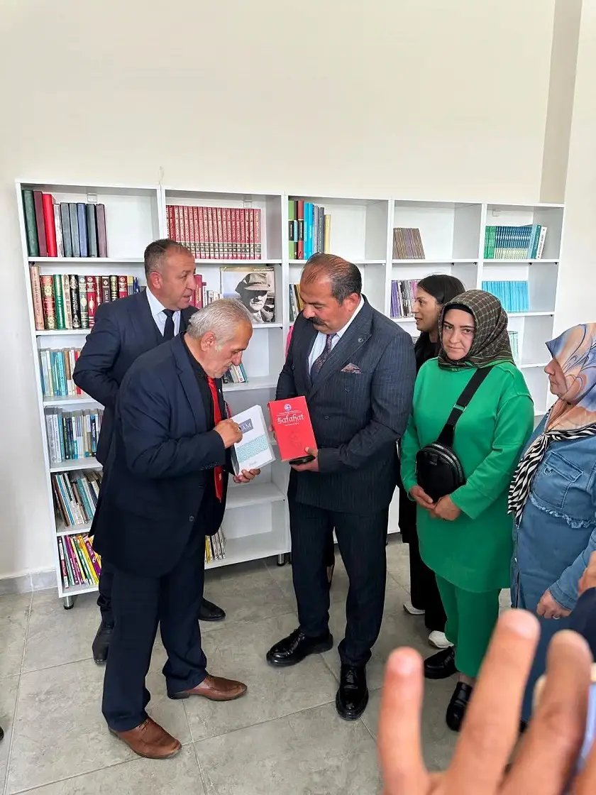 Asi̇lder Kadın Kolları Açanfed Çankırı Orta Ilçesi Kütüphane Açılışı Gezi (3)