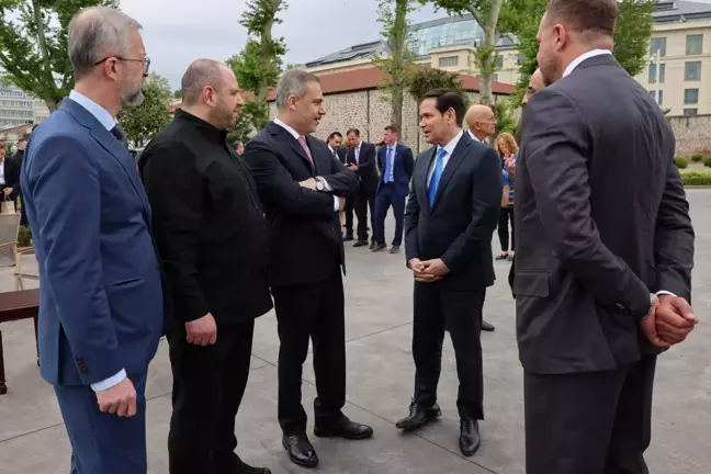 Bakan Fidan Ve Abd Li Mevkidasi Arasinda Samimi 18636652 863 Amp