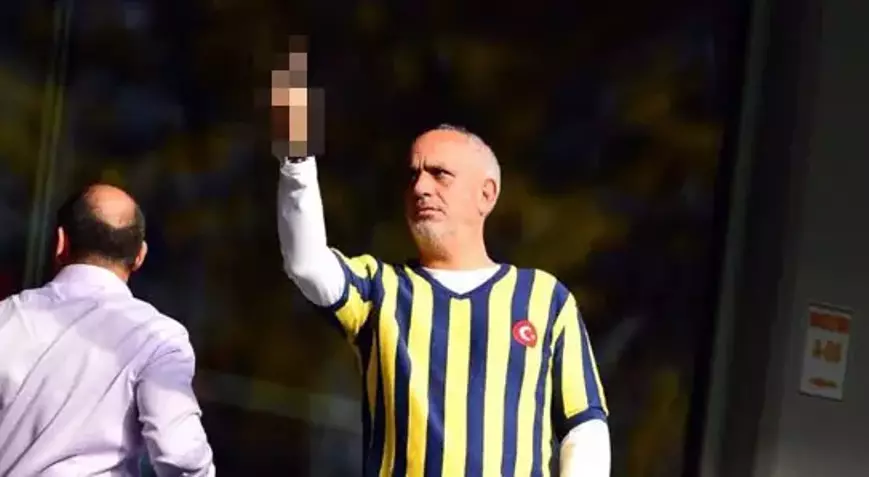 Cenk Başak Kimdir