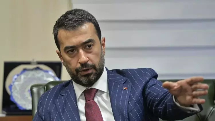 Hakan Han Özcan1