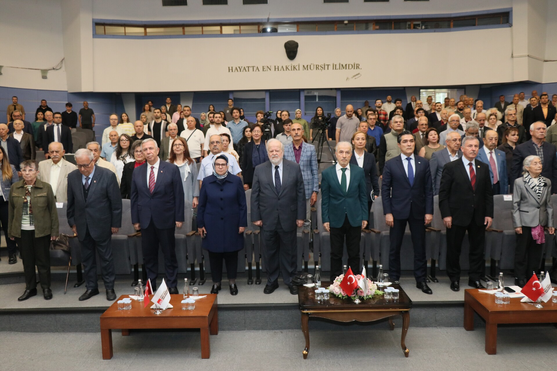 Iskender Öksüze Saygı