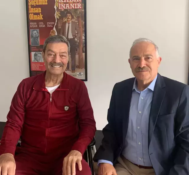 Kadır Inanır