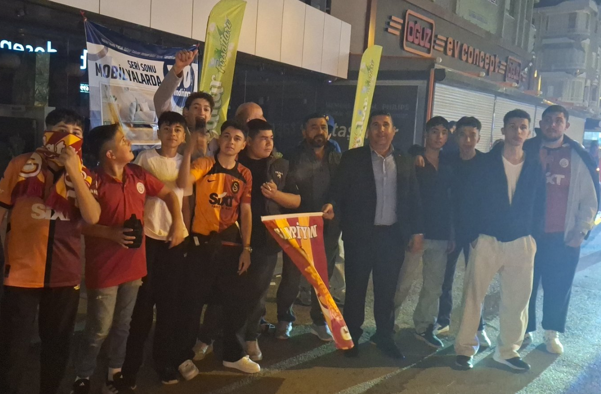 Mamak Galatasaray Kutlama