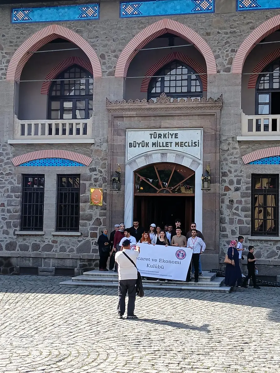 Tekder Ticaret Ve Ekonomi Kulübü Derneği Cumhuriyet Müzesi Ii Tbmm Binası Ankara Gezisi (2)