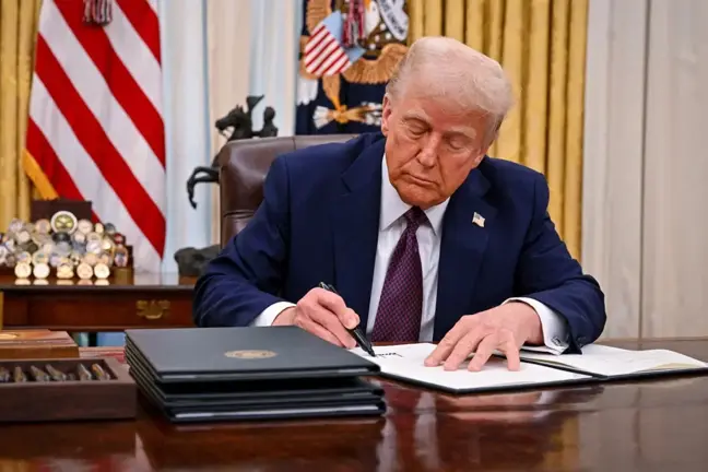 Trump Tan Tum Dunyada Ilac Fiyatlarini Sarsacak 18616303 866 Amp