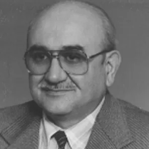Ismail Karaçam Kimdir