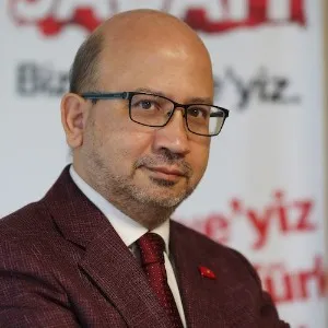 Okan Müderrisoglü Kimdir