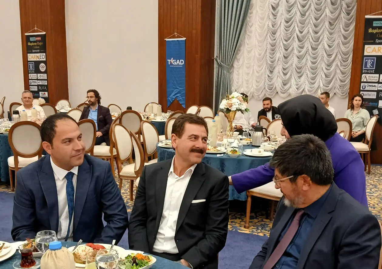 Orhan Ünsal Hava Parkı Bayram Polat Başkente Değer Ödülü Havacılık Pilot Ünsal Grup