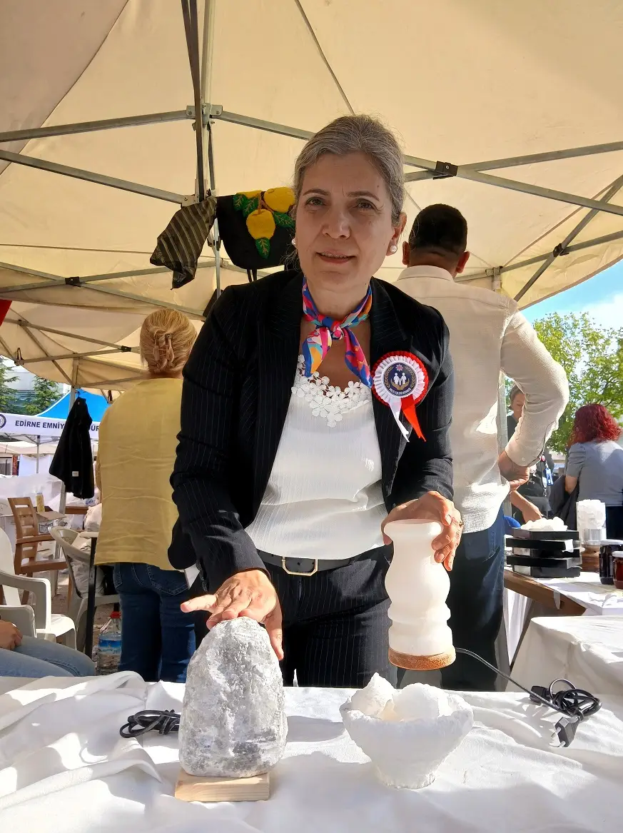 Polis Eşleri Derneği Kermes Akademi Başkent Betül Ayhan Çankırı Tuz