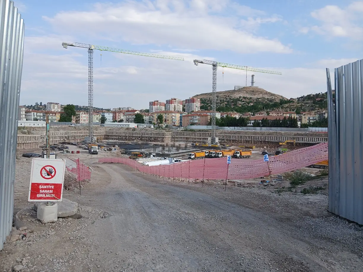 Sağlık Bakanlığı Dışkapı Yıldırım Beyazıt Hastane Inşaatı (3)