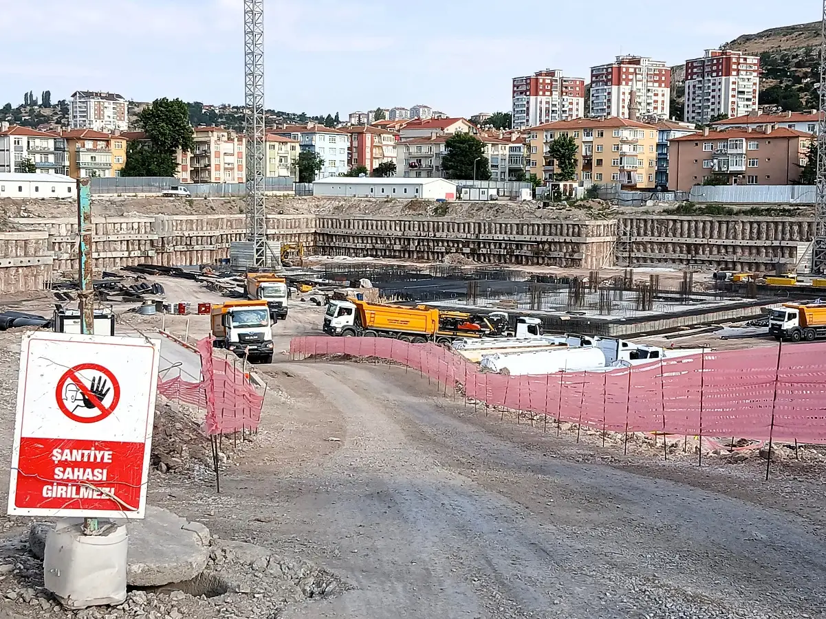 Sağlık Bakanlığı Dışkapı Yıldırım Beyazıt Hastane Inşaatı (5)