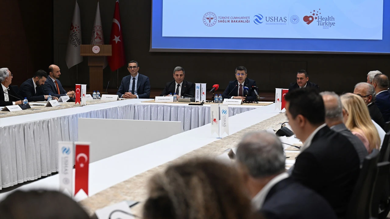 Sağlık Hizmetlerinde Tanıtım Ve Bilgilendirme-1