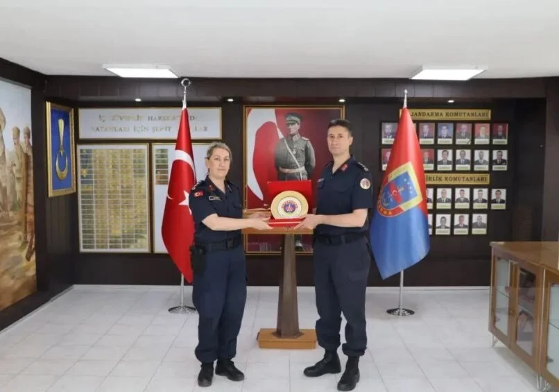 Gülden Mat Şakir Kimdr