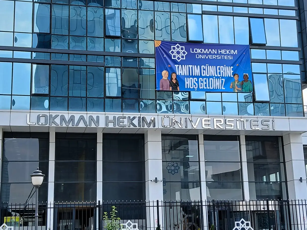 Lokman Hekim Üniversitesi Tanıtım Günleri Söğütözü Sağlık Öğrenci (1)
