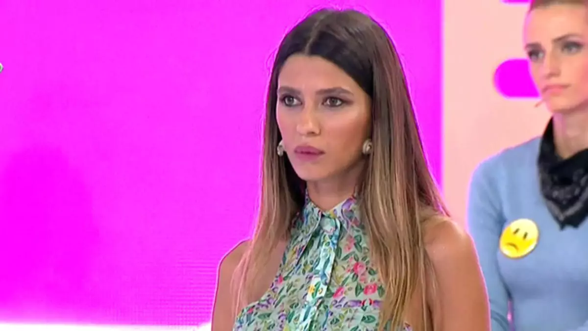 Nazli Kayaslan Esi