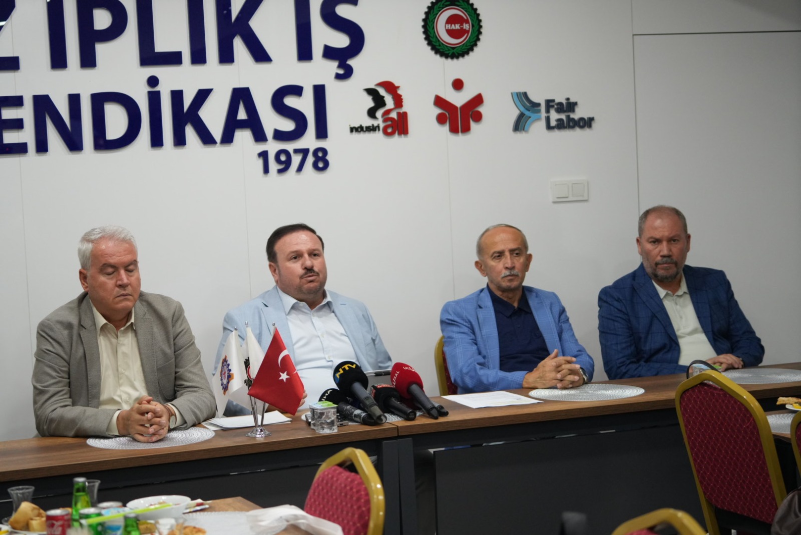 Öz Iplik Iş (1)