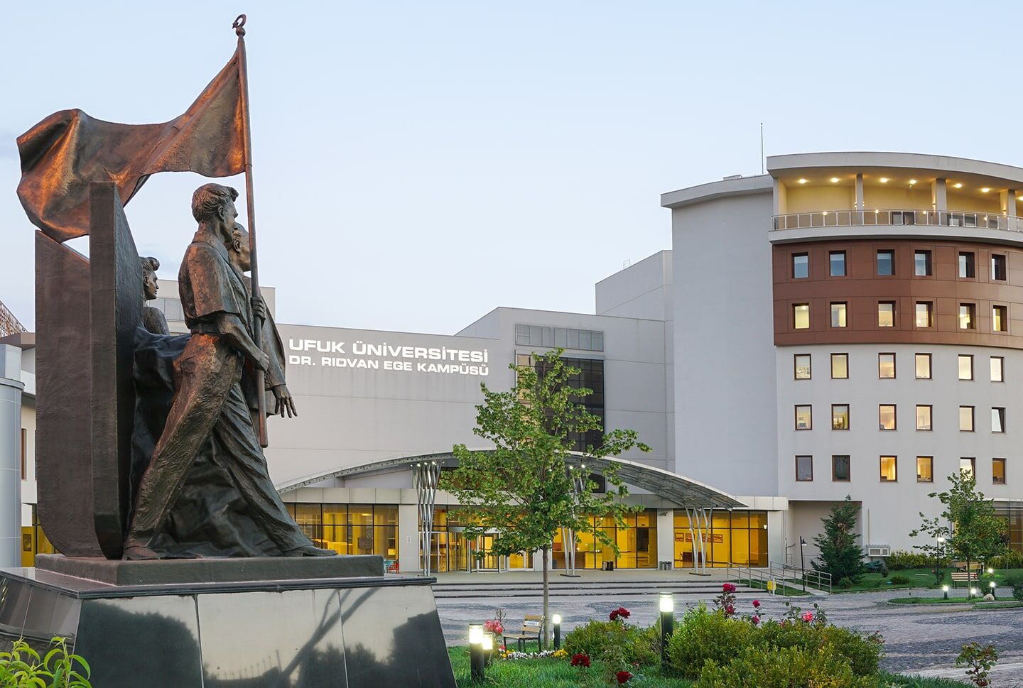 Ufuk Üniversitesi-1