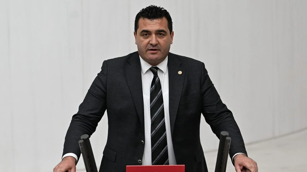 Ulaş Karasu Kimdir1