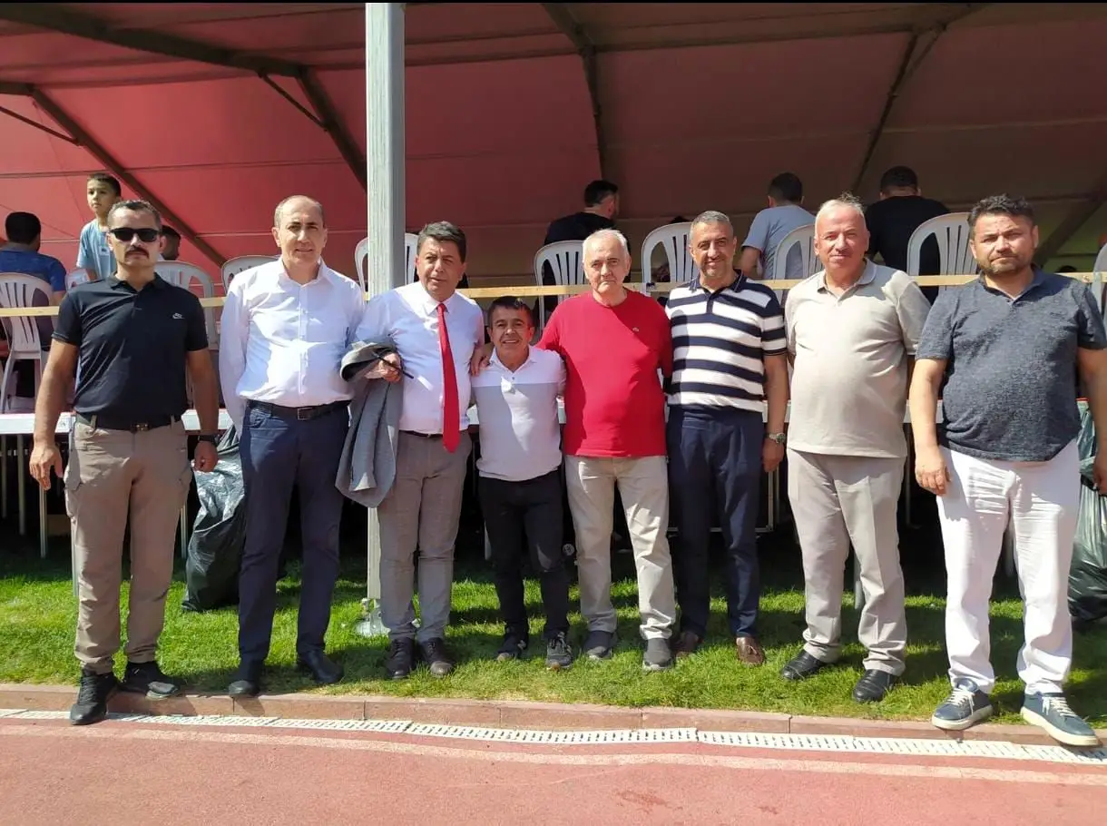 Ankara Uluslararası Batı Karadeniz Birliği Anka Bi̇r Tuncay Gencer Taha Akgül Karakucak Güreşleri (6)