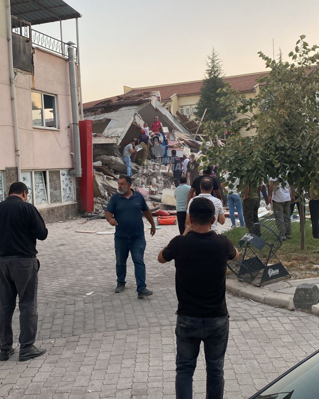 Bına