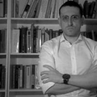 Emre Akanak Kimdir