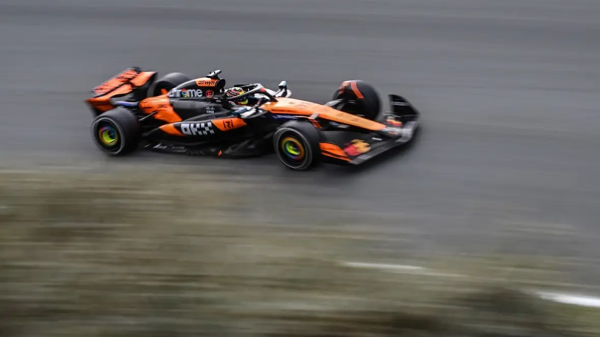 F1 Hollanda Grand Prix Oscar Piastri Mclaren Yarış-2
