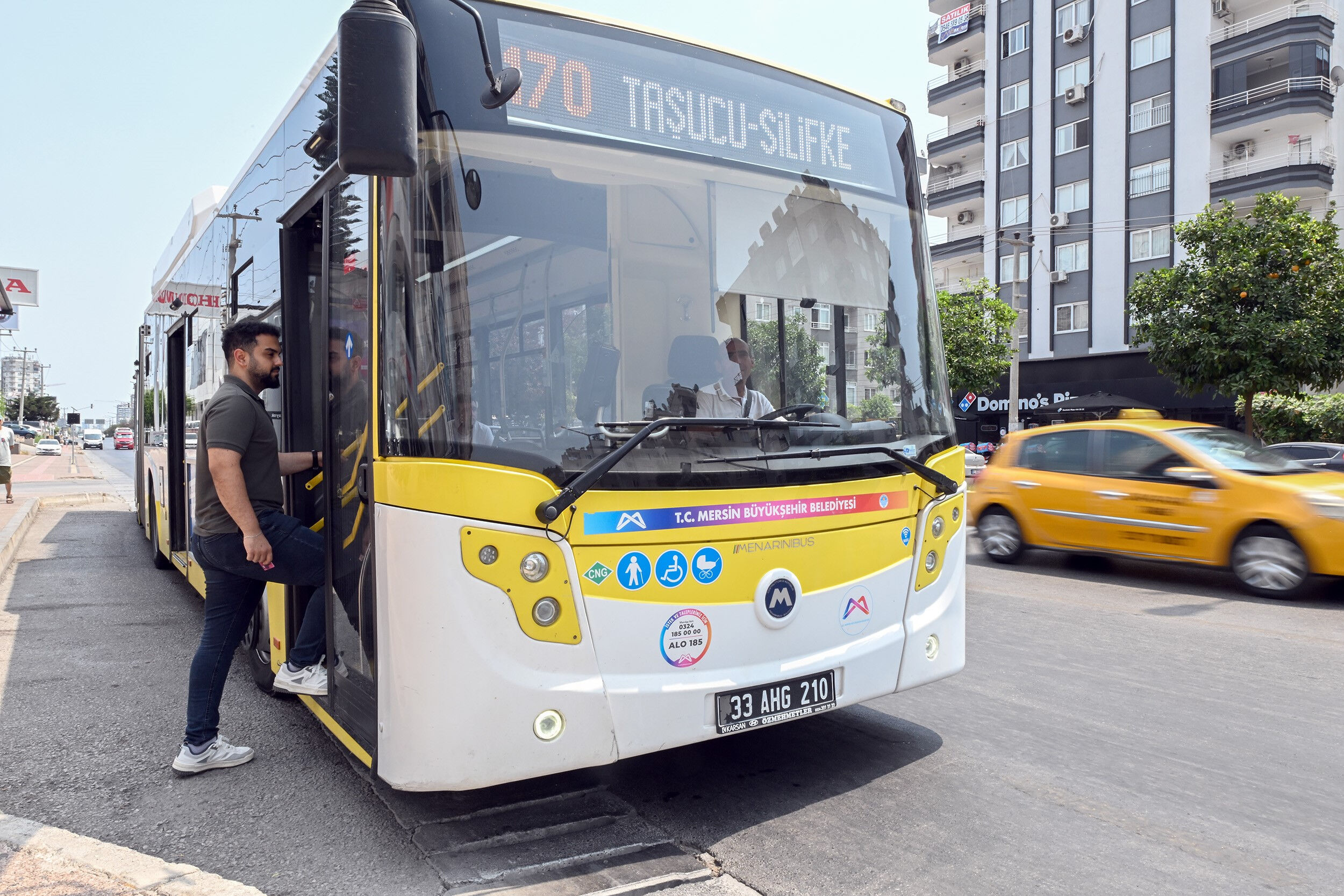 Turkiyede Bir Ilk Belediye Otobuslerinde Gittigin Yere Kadar Ode Donemi