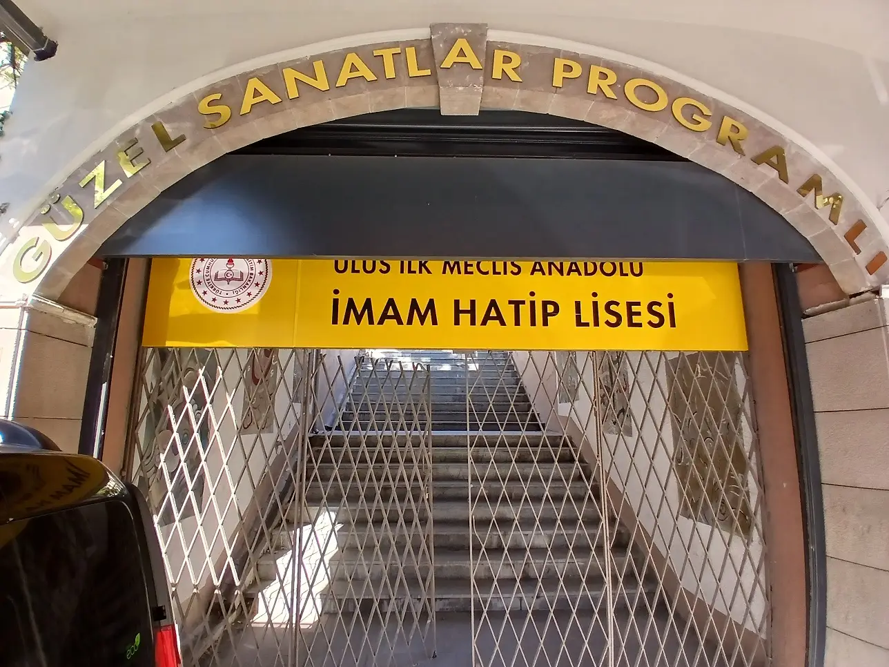 Ulus Ilk Meclis Anadolu Imam Hatip Lisesi Anafartalar (1)