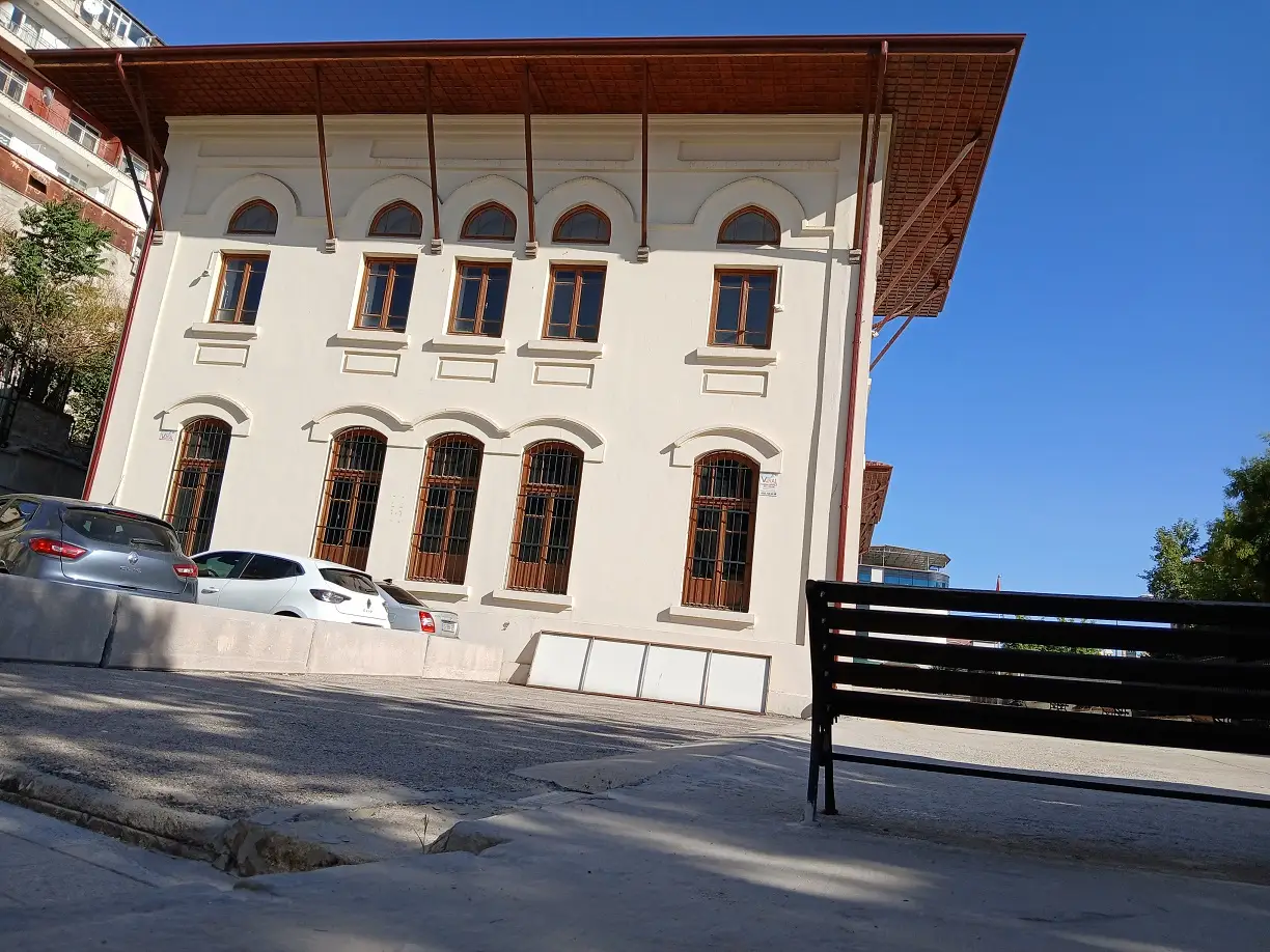 Ulus Ilk Meclis Anadolu Imam Hatip Lisesi Anafartalar (6)