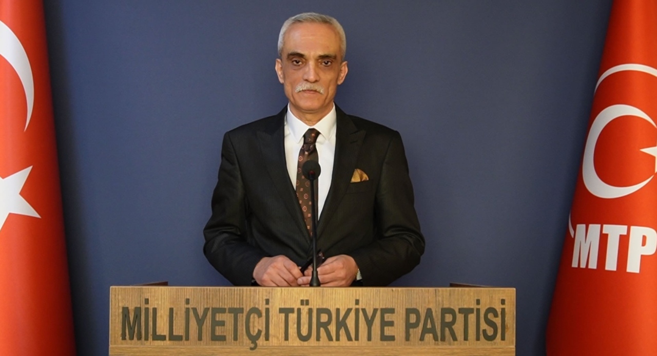 Ahmet Yılmaz Kimdir